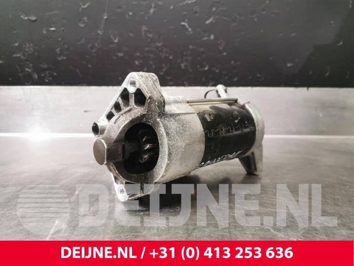 Gebruikte Startmotor Volvo V40 (MV) 2.0 T2 16V Prijs € 50,00 Margeregeling aangeboden door van Deijne Onderdelen Uden B.V.