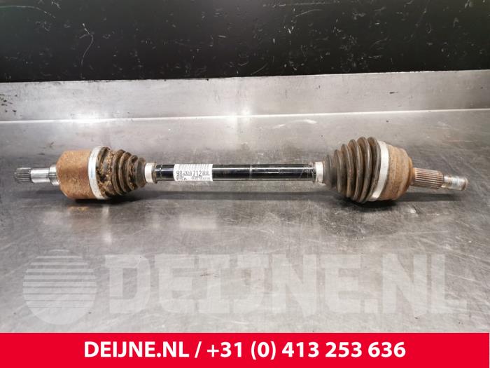 Toyota Pro-Ace City Front drive shaft, left O234286