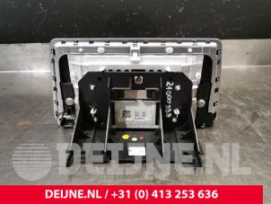 Toyota Pro-Ace City Display Multi Media regelunit O234305 foto 2