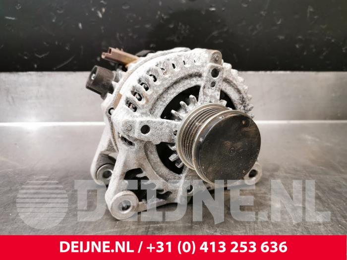 Gebruikte Dynamo Toyota ProAce City 1.2 VVT-i 110 Prijs € 121,00 Inclusief btw aangeboden door van Deijne Onderdelen Uden B.V.