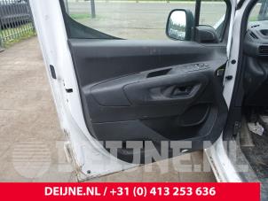 Toyota Pro-Ace City Tür 2-türig links O234318 foto 3