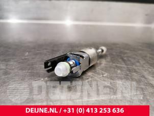 Volvo S90 Injektor (Benzineinspritzung) O234270 foto 2