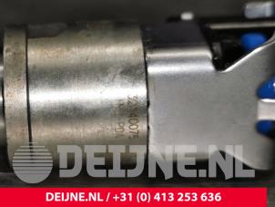 Volvo S90 Injector (benzine injectie) O234272 foto 4