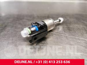Volvo S90 Injector (benzine injectie) O234272 foto 2