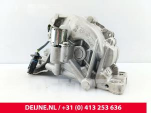 Volvo S90 Oliepomp O234275 foto 3