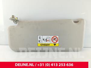 Gebruikte Zonneklep Toyota ProAce City 1.2 VVT-i 110 Prijs € 36,30 Inclusief btw aangeboden door van Deijne Onderdelen Uden B.V.