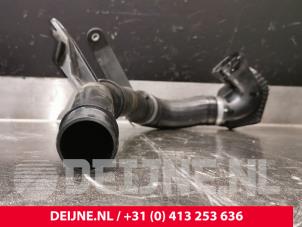 Volvo XC40 Intercooler Rohr O234383 foto 2