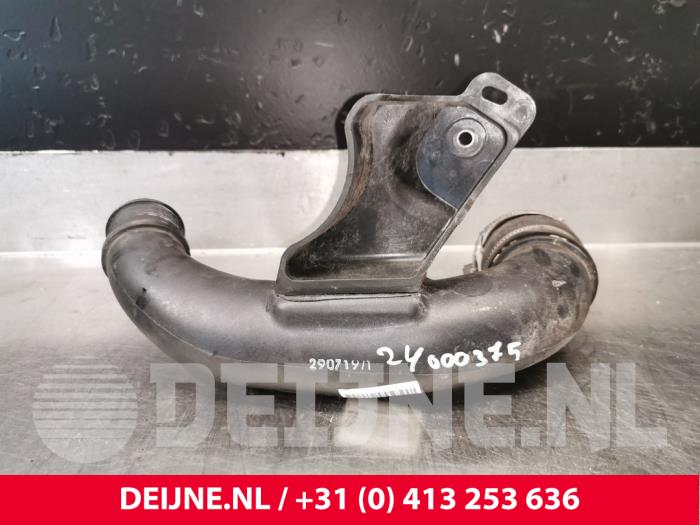 Gebruikte Intercooler Buis Ford Transit Custom 2.0 TDCi 16V Eco Blue 130 mHEV Prijs € 151,25 Inclusief btw aangeboden door van Deijne Onderdelen Uden B.V.