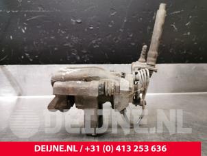 Volkswagen Caddy Remklauw (Tang) links-achter O234440 foto 2