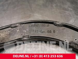 Opel Vivaro Schiebetürrolle rechts O234453 foto 3