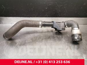 Gebruikte Intercooler Buis Renault Master III (FV) 2.3 Energy dCi 180 Twin Turbo 16V FWD Prijs € 72,60 Inclusief btw aangeboden door van Deijne Onderdelen Uden B.V.