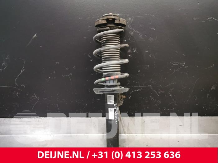 Volkswagen Caddy Stoßdämpferstrebe rechts vorne O234470