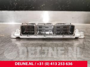 Renault Trafic Engine management computer O234484 photo 2