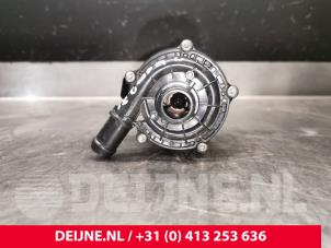Lynk & Co 01 Extra waterpomp O234502 foto 3