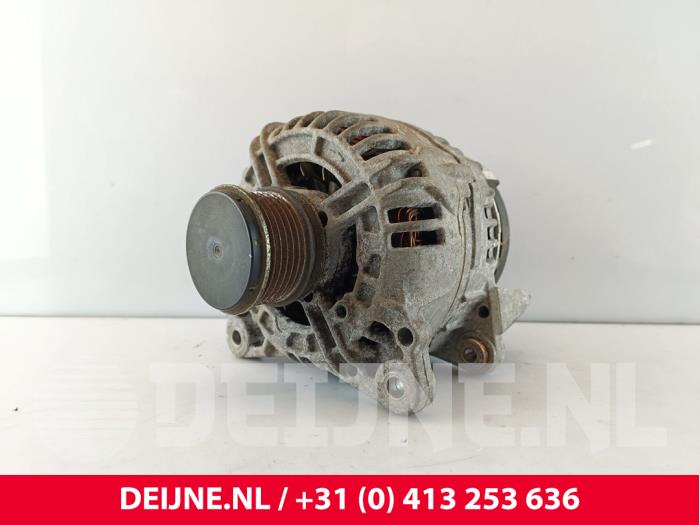 Gebruikte Dynamo Volkswagen Caddy III (2KA,2KH,2CA,2CH) 2.0 SDI Prijs € 96,80 Inclusief btw aangeboden door van Deijne Onderdelen Uden B.V.