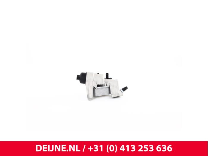 Nieuwe Oliekoeler Opel Movano Prijs € 71,39 Inclusief btw aangeboden door van Deijne Onderdelen Uden B.V.