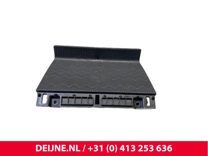 BYD Atto 3 Draadloze oplader O234600