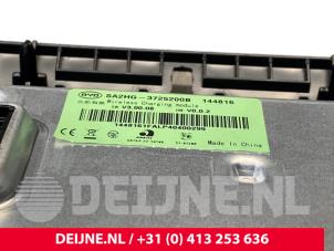 BYD Atto 3 Draadloze oplader O234600 foto 3