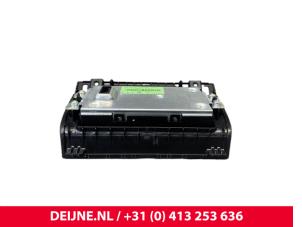BYD Atto 3 Draadloze oplader O234600 foto 2