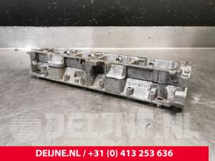 Citroen Berlingo Camshaft housing O234629 photo 2