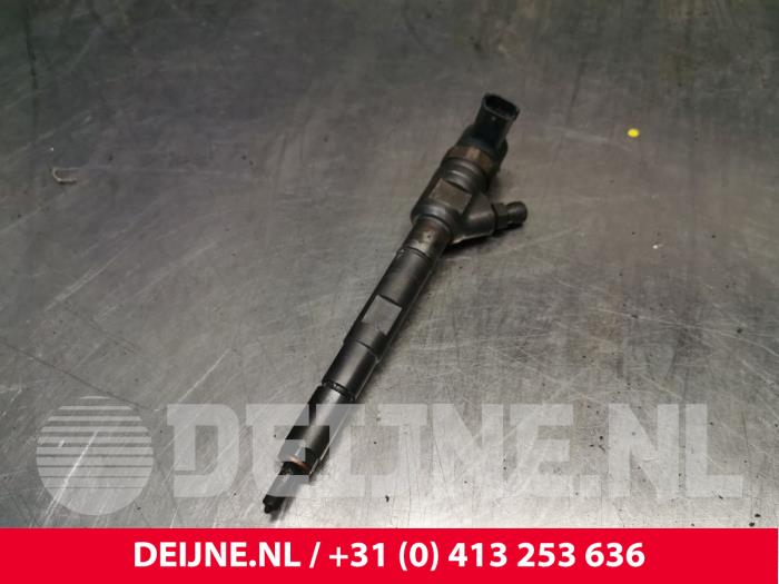 Gebruikte Verstuiver (diesel) Hyundai H-300 2.5 CRDi Prijs € 121,00 Inclusief btw aangeboden door van Deijne Onderdelen Uden B.V.