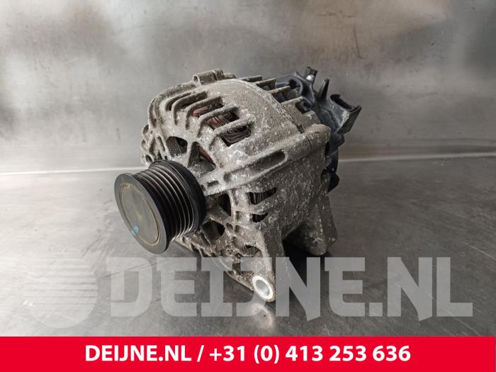 Gebruikte Dynamo Ford Transit Connect (PJ2) 1.5 TDCi Prijs € 90,75 Inclusief btw aangeboden door van Deijne Onderdelen Uden B.V.