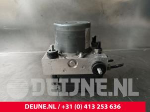 Renault Master ABS pump O234800 photo 3