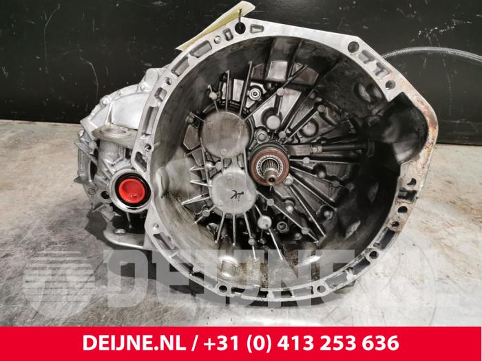 Renault Master Versnellingsbak O234785