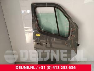 Gebruikte Portier 2Deurs rechts Renault Master III (MA/MB/MC/MD/MH/MF/MG/MH) 2.3 dCi 135 16V FWD Prijs € 665,50 Inclusief btw aangeboden door van Deijne Onderdelen Uden B.V.