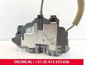 Renault Master Door lock mechanism 2-door, right O234874 photo 2