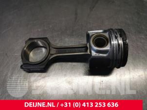 Gebruikte Zuiger Ford Transit Custom 2.0 TDCi 16V Eco Blue 130 Prijs € 121,00 Inclusief btw aangeboden door van Deijne Onderdelen Uden B.V.