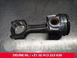 Gebruikte Zuiger Ford Transit Custom 2.0 TDCi 16V Eco Blue 130 Prijs € 121,00 Inclusief btw aangeboden door van Deijne Onderdelen Uden B.V.