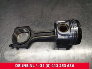 Ford Transit Custom Piston O235006 photo 2