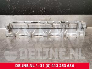 Citroen Berlingo Camshaft housing O235009 photo 3