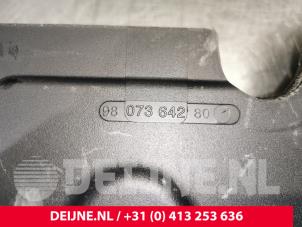 Citroen Berlingo Distributiedeksel O235011 foto 3