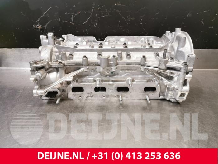 Gebruikte Cilinderkop Renault Trafic (1FL/2FL/3FL/4FL) 2.0 dCi 16V 130 Prijs € 907,50 Inclusief btw aangeboden door van Deijne Onderdelen Uden B.V.