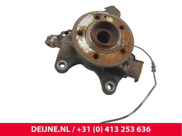 Mercedes Vito Achsschenkel links vorne O235081