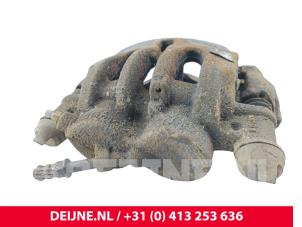 Mercedes Vito Remklauw (Tang) links-voor O235097 foto 3