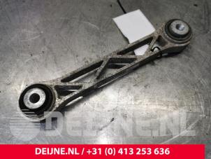 Tesla Model S Querlenker oben rechts hinten O235122 foto 2