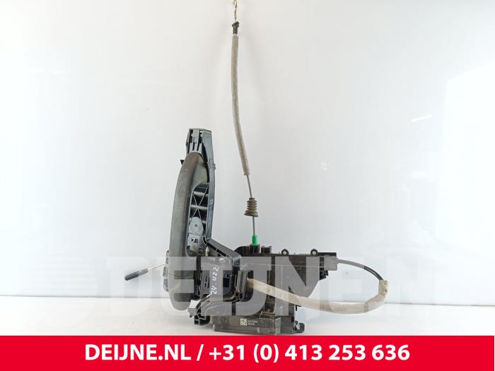 Mercedes Vito Deurslot Mechaniek 2Deurs rechts O235127