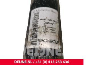 Mercedes Vito Schokdemperpoot links-voor O235187 foto 3