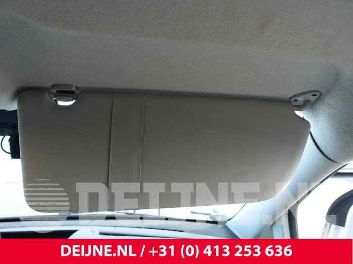 Mercedes Vito Zonneklep O235199