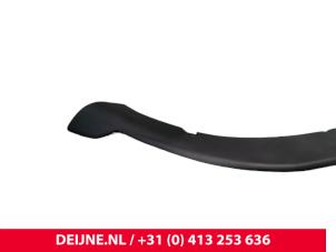 Volvo V50 Spoiler voorbumper O9990002351 foto 2