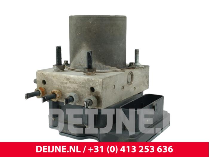 Mercedes Vito ABS pump O235228
