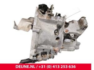 Peugeot Partner Gearbox O235354 photo 2