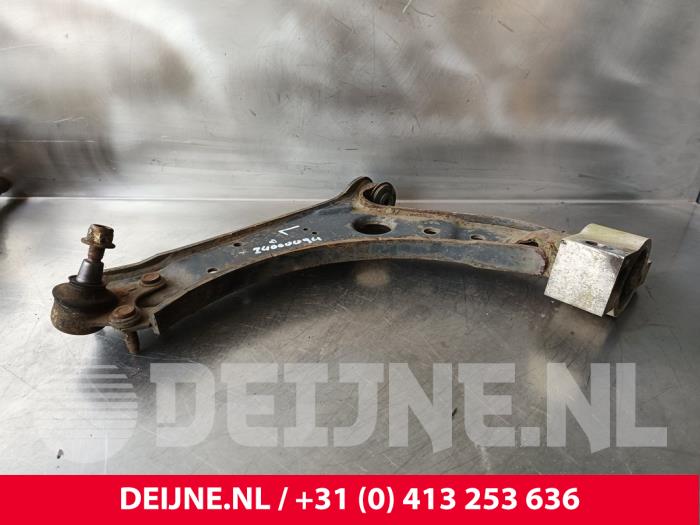 Volkswagen Caddy Querlenker unten links vorne O235511