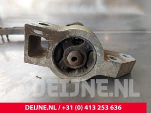 Volkswagen Caddy Querlenker unten links vorne O235511 foto 3