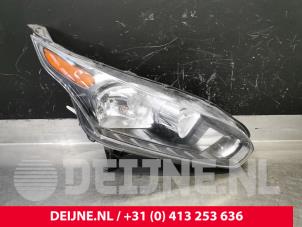 Gebruikte Koplamp rechts Ford Transit Connect (PJ2) 1.5 TDCi Prijs € 254,10 Inclusief btw aangeboden door van Deijne Onderdelen Uden B.V.