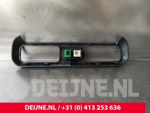 Toyota Pro-Ace City Panic lighting switch O235613 photo 2