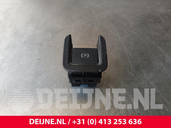 Toyota Pro-Ace City Parking brake switch O235614